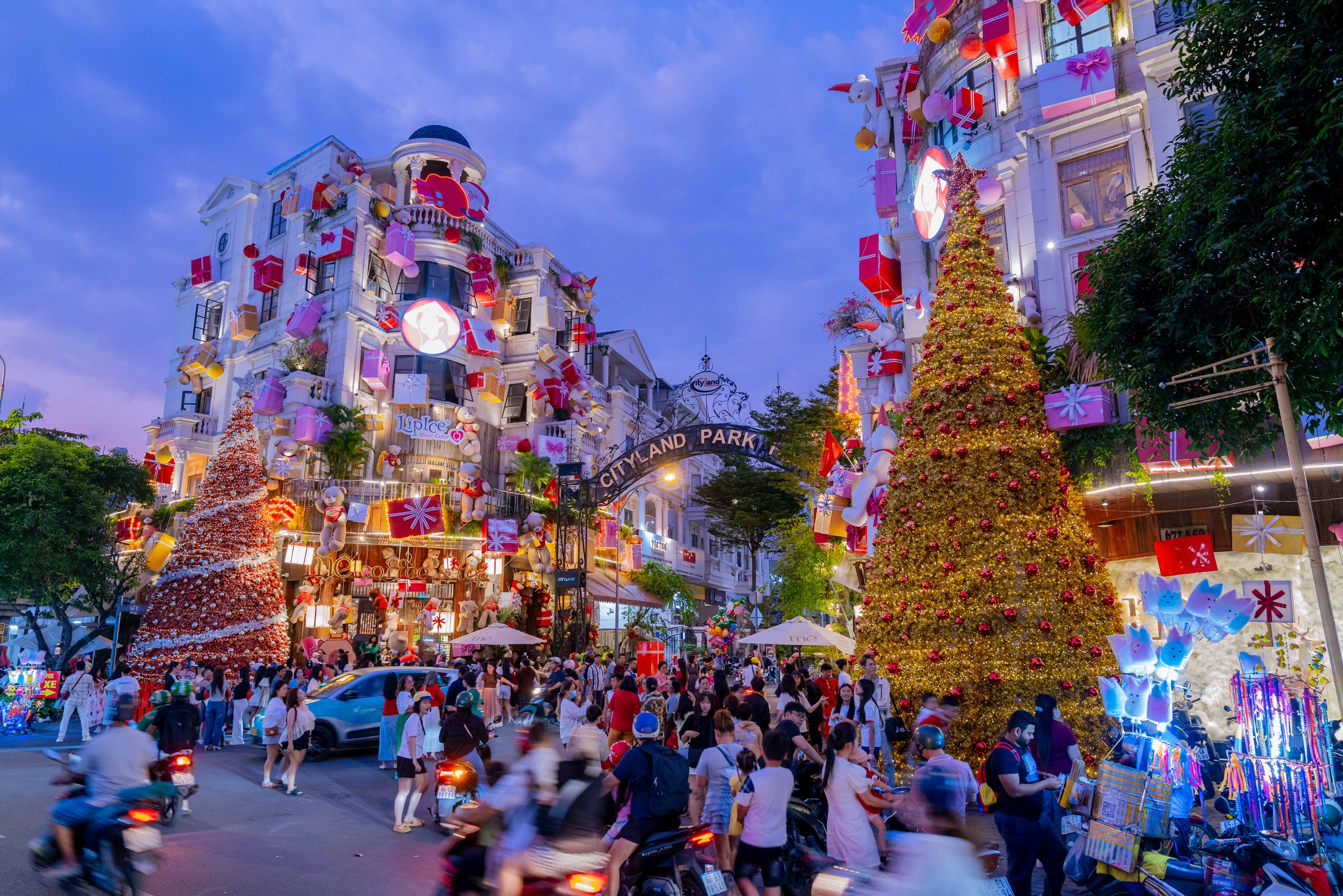 Lido Dao (LDO) and iDEGEN emerge as top choices for investors