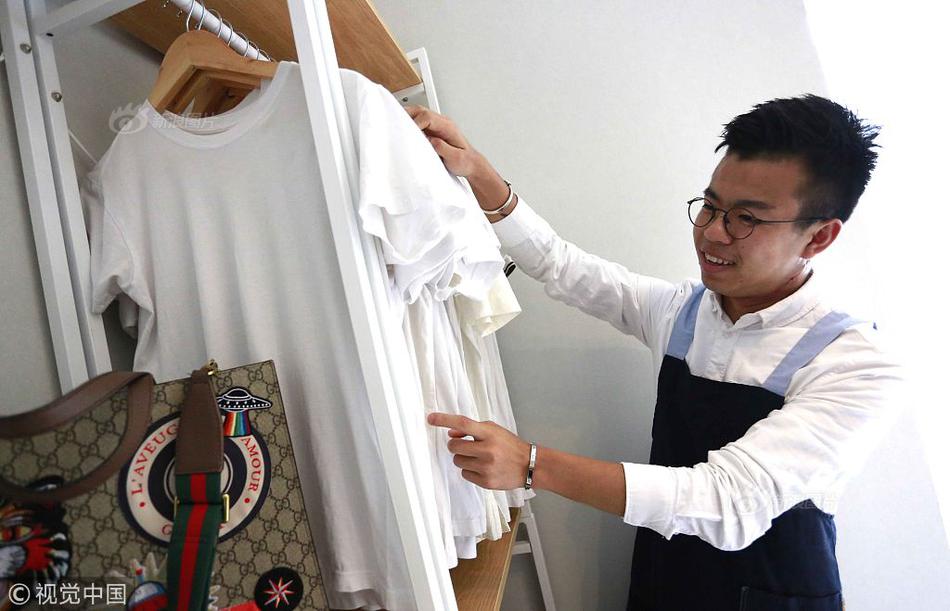 Community Club Members to Reunite in October