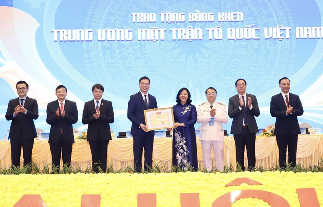 Bitcoin, Ether ETFs record heavy outflows as traders await Fed signals