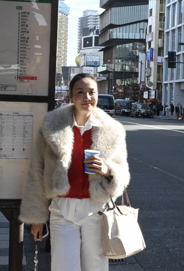 VOX POPULI: A Chillingly Familiar Scenario