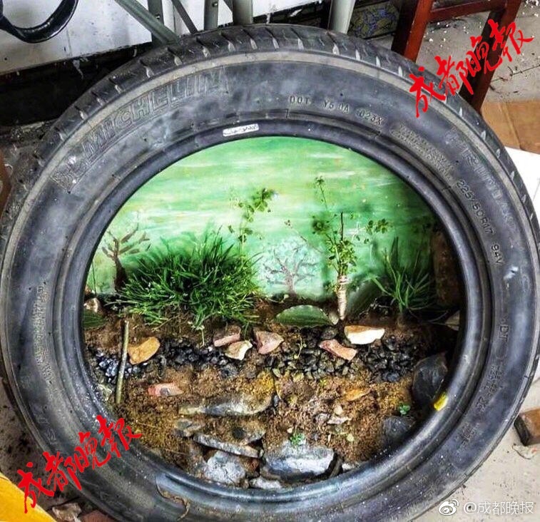 Small Retailers Warn How Trump Tariffs Have Triggered Holiday Supply Chaos