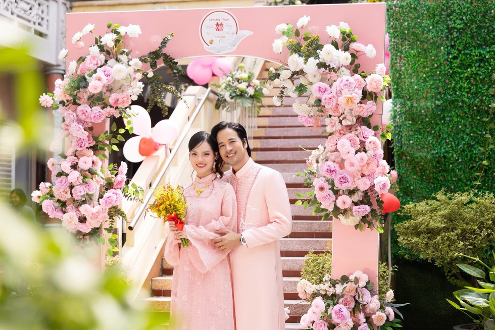 Bitcoin fractal hints at steeper correction if bulls fail to hold $30k