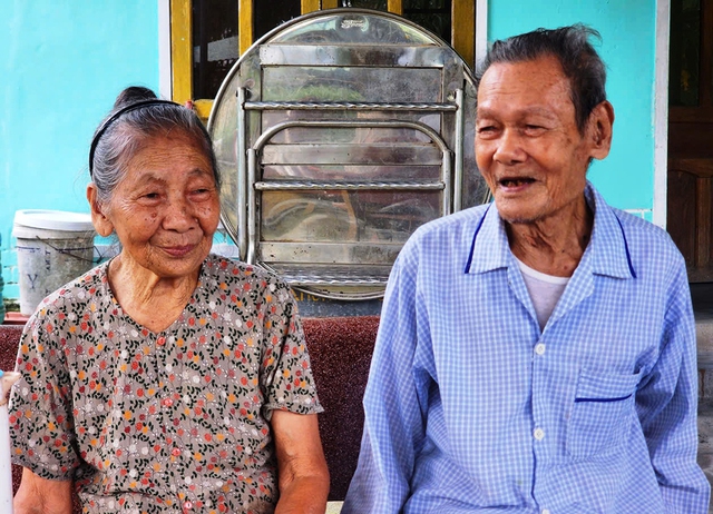 Newsom Visits Torrance to Campaign for Muratsuchi