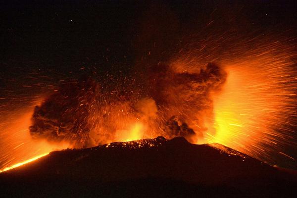 Playwrights’ Arena, L.A. LGBT Center Present ‘THREE’