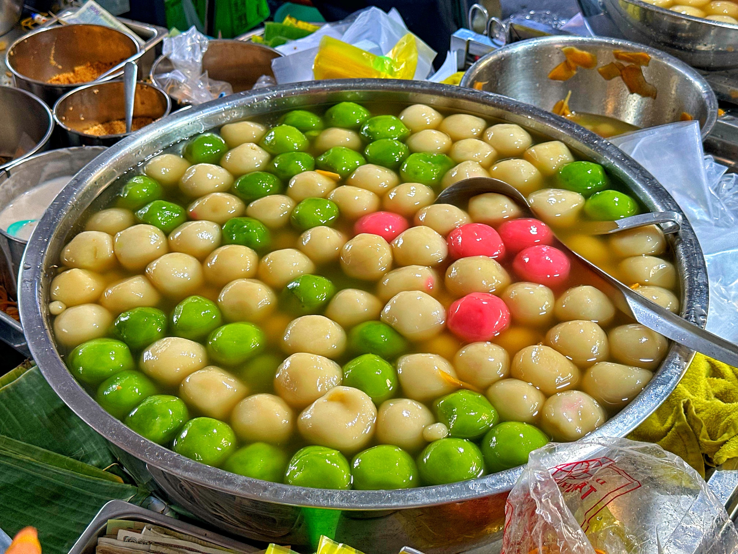 XRP vs XLM: Which is a better buy between Stellar and Ripple?