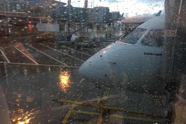 Obama Calls for ‘Direct Support’ for Hawaii